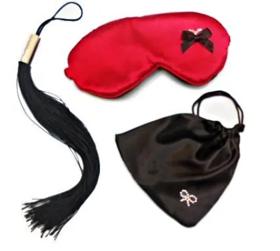 Kit BDSM Fouet Dominatrix Complet - Inedit