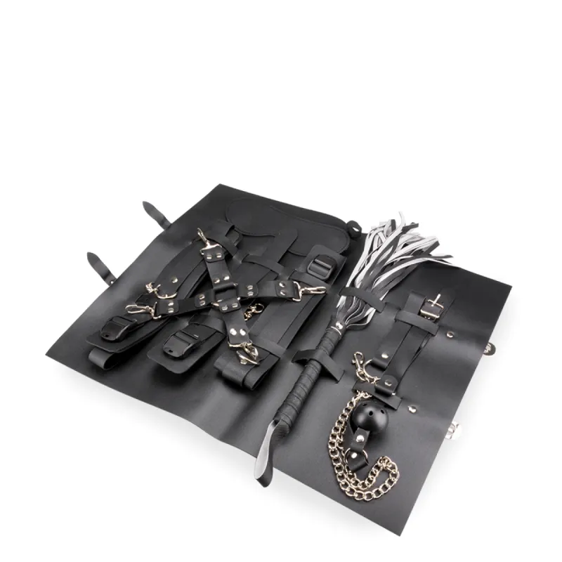 Set BDSM 8 pièces et son rangement