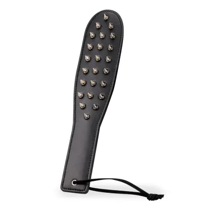 Paddle en similicuir avec picots en métal Spike