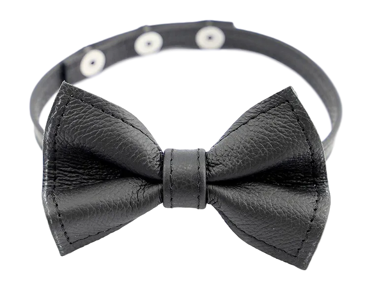 Collier avec Noeud Papillon en cuir