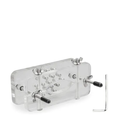 Ecraseur de zone intime masculine et pénis The Crusher