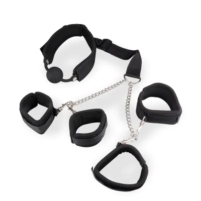 Contraintes BDSM poignets et chevilles avec gag-ball