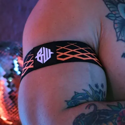 Brassards REVOLUTION Breedwell Orange neon
