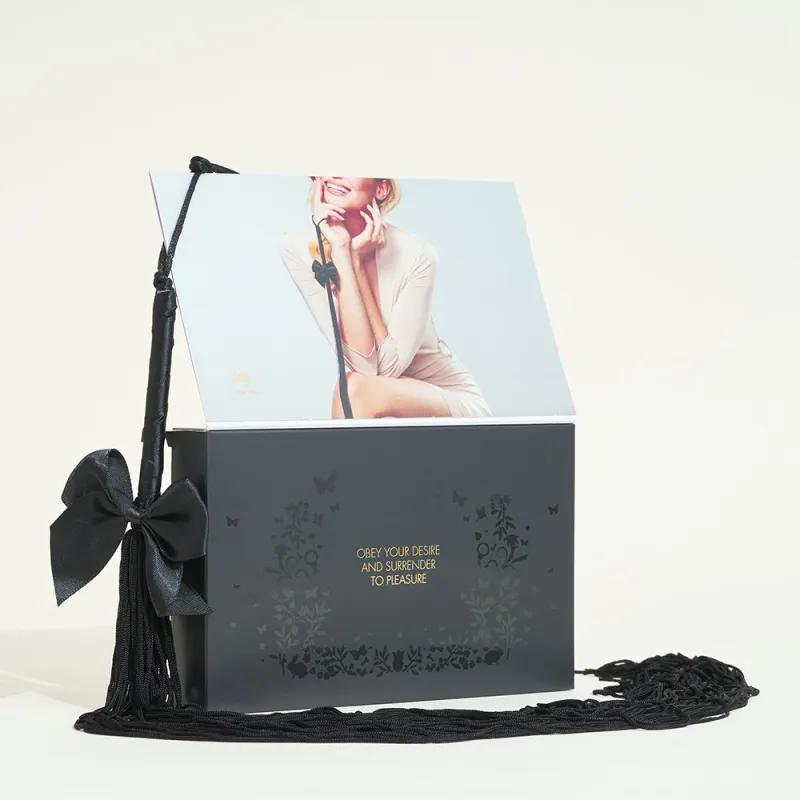 Fouet Doux Lilly de Bijoux Indiscrets -  Noir