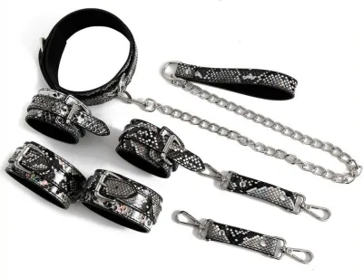 Kit Sm SNAKINE Collier et Menottes Noir-Argentés