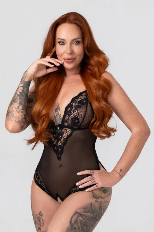 Christine - Open Crotch Body Tina - Nior