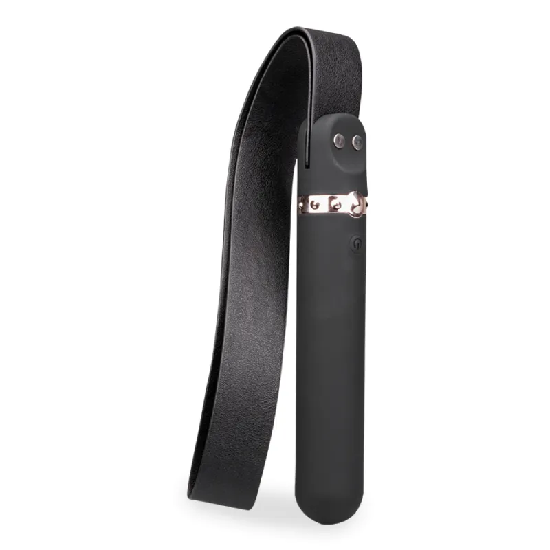 Ceinture de frappe avec manche vibromasseur